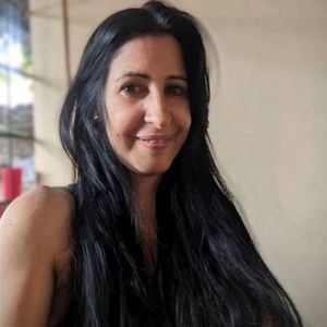 Meet your Posher, María